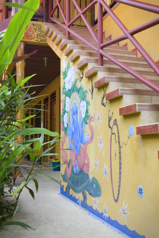 Casa Zen Guesthouse & Yoga Center Playa Santa Teresa  Ruang foto