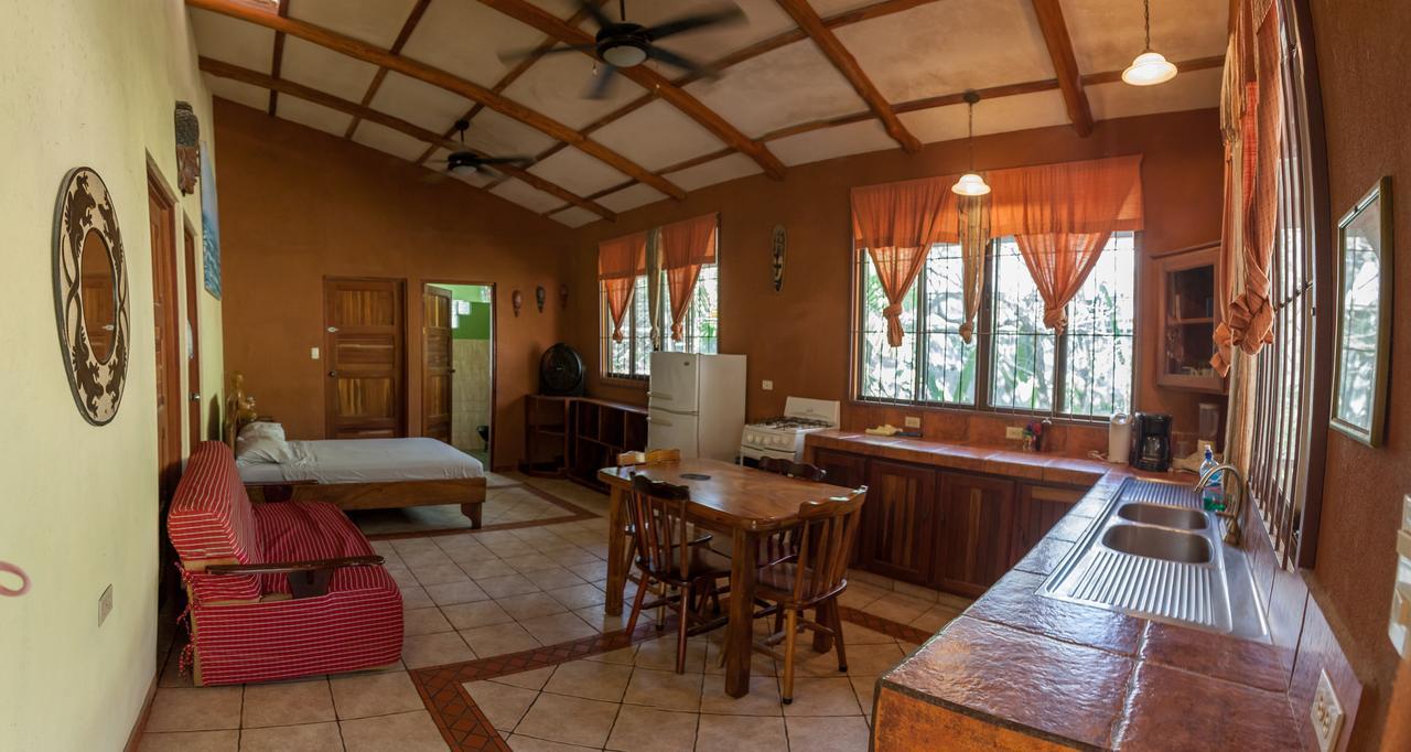 Casa Zen Guesthouse & Yoga Center Playa Santa Teresa  Bagian luar foto