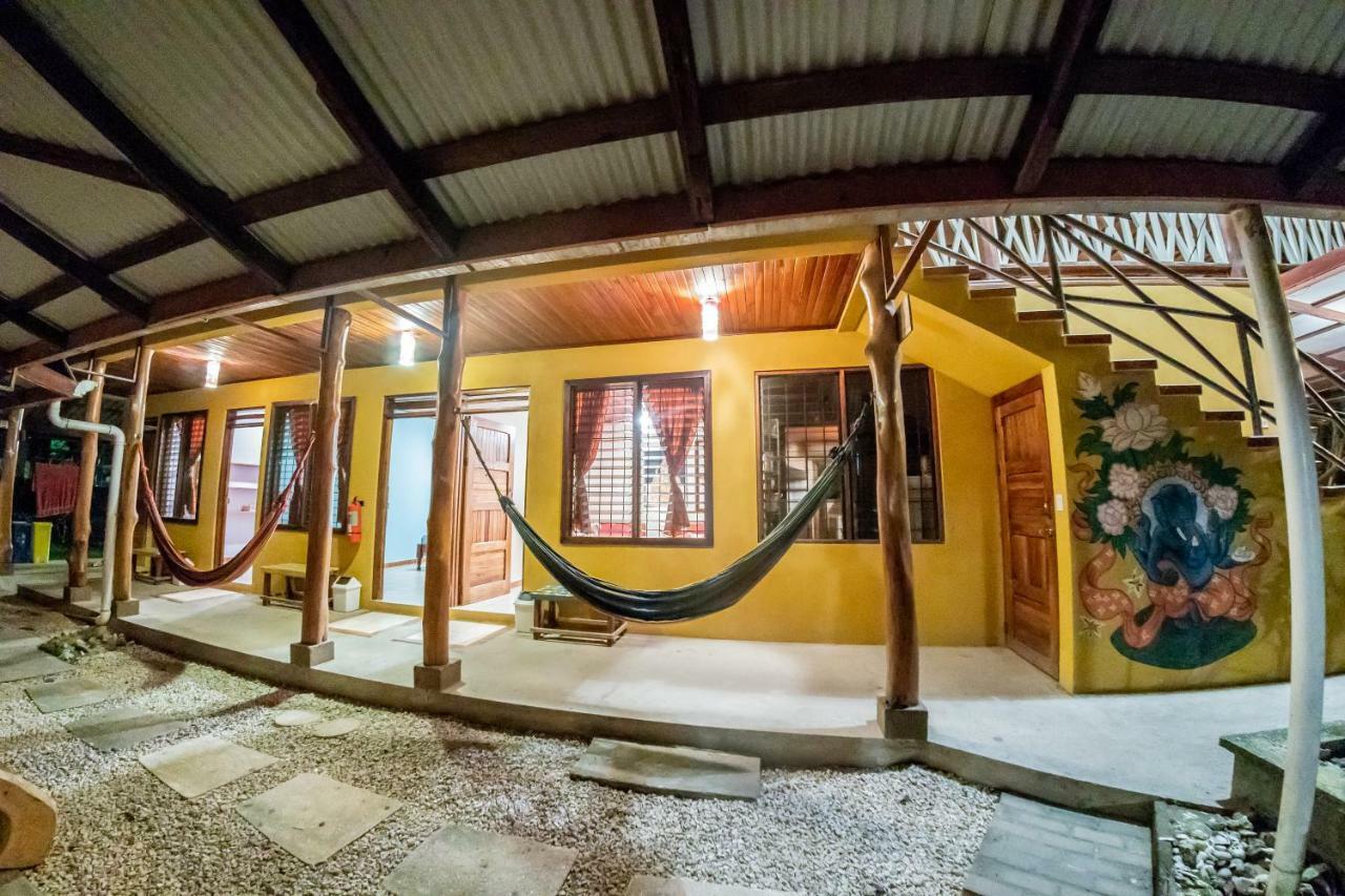 Casa Zen Guesthouse & Yoga Center Playa Santa Teresa  Bagian luar foto