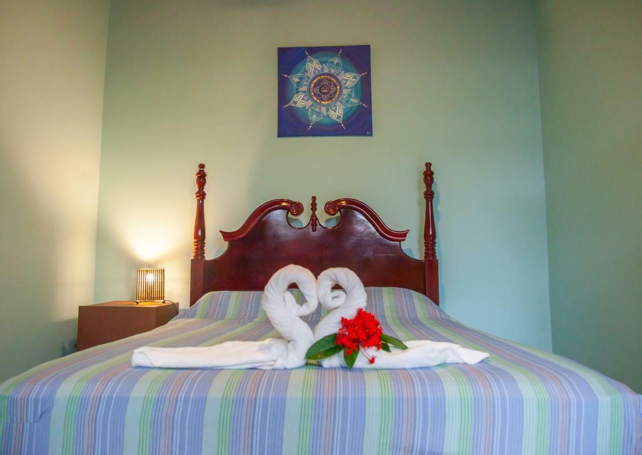 Casa Zen Guesthouse & Yoga Center Playa Santa Teresa  Bagian luar foto